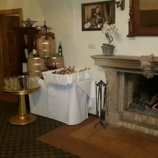 FREE WINE NIGHT FREE WINE NIGHT